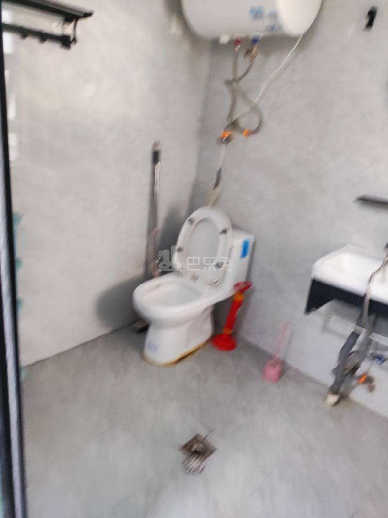 五洲云景花苑10113795卫生间图4