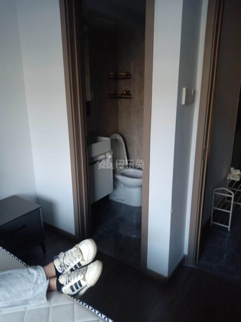 保利融信和光尘樾10116114卫生间图4