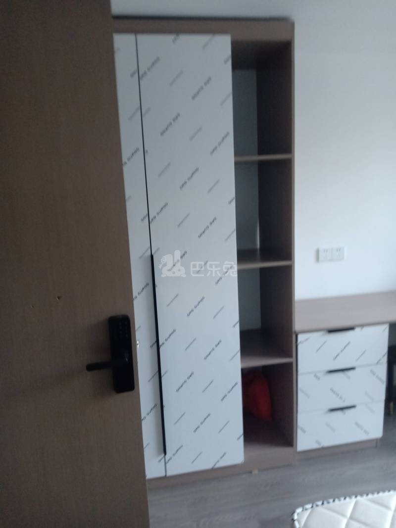 保利融信和光尘樾10116114卧室图1