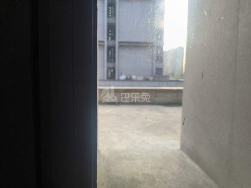 保利融信和光尘樾10116191卧室图1