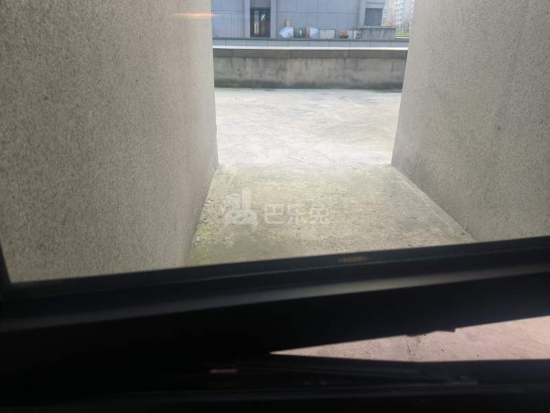 保利融信和光尘樾10116191卧室图2