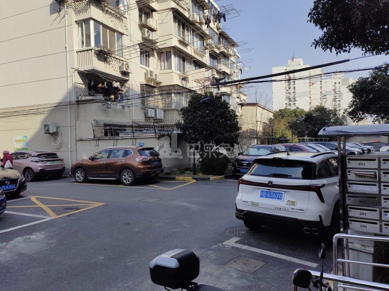 新汾小区（汾西路880弄）10118444周边环境图7