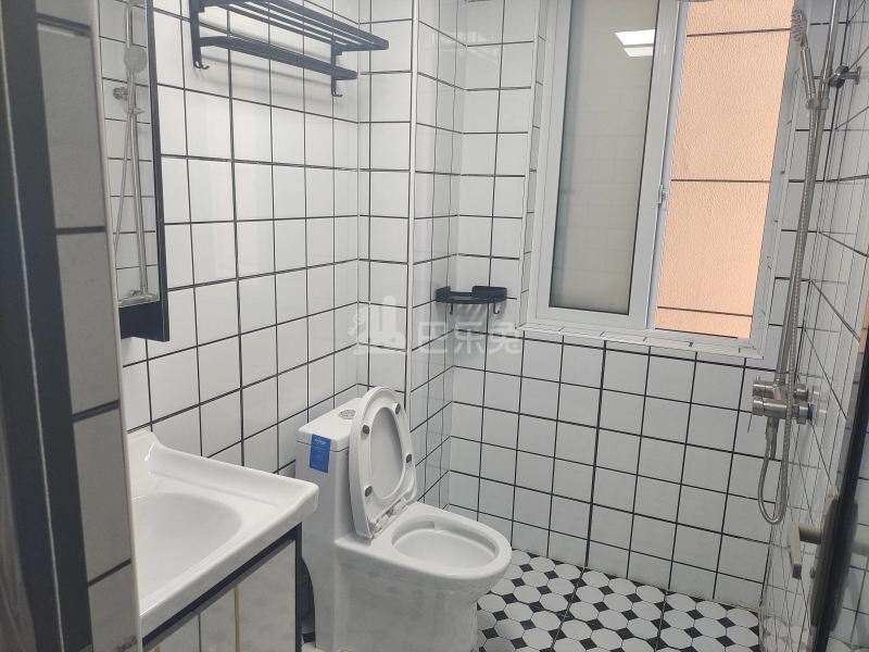 匡巷二村10119027卫生间图7