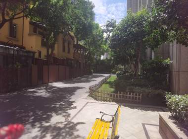 龙湖蔚澜香醍（云谷路1288弄） 