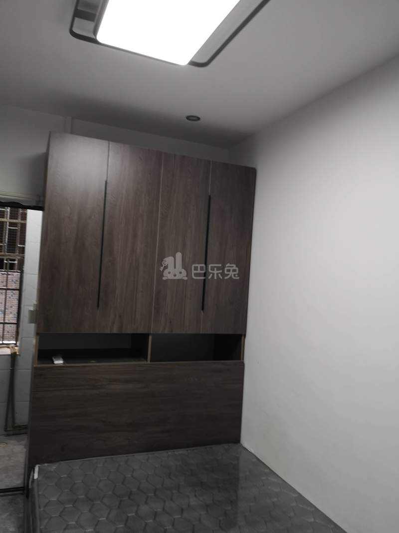 京溪街白灰场南路35号10123639周边环境图4