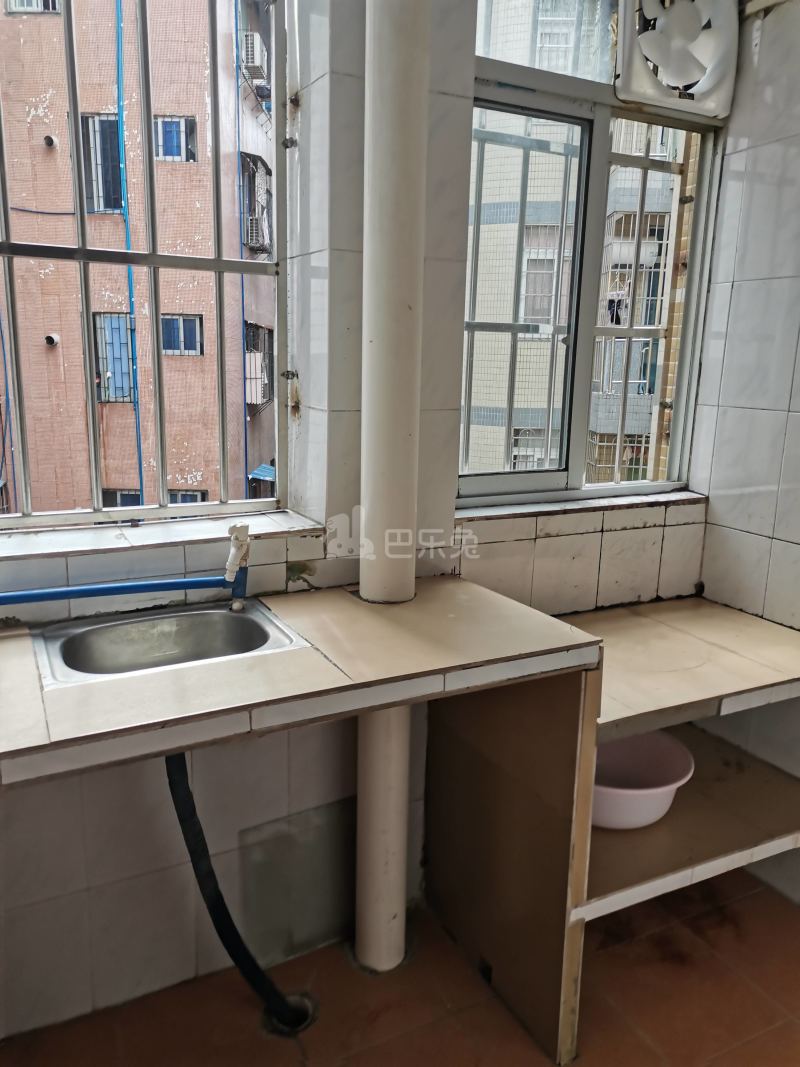 京溪大街榕树巷9号10124717周边环境图4