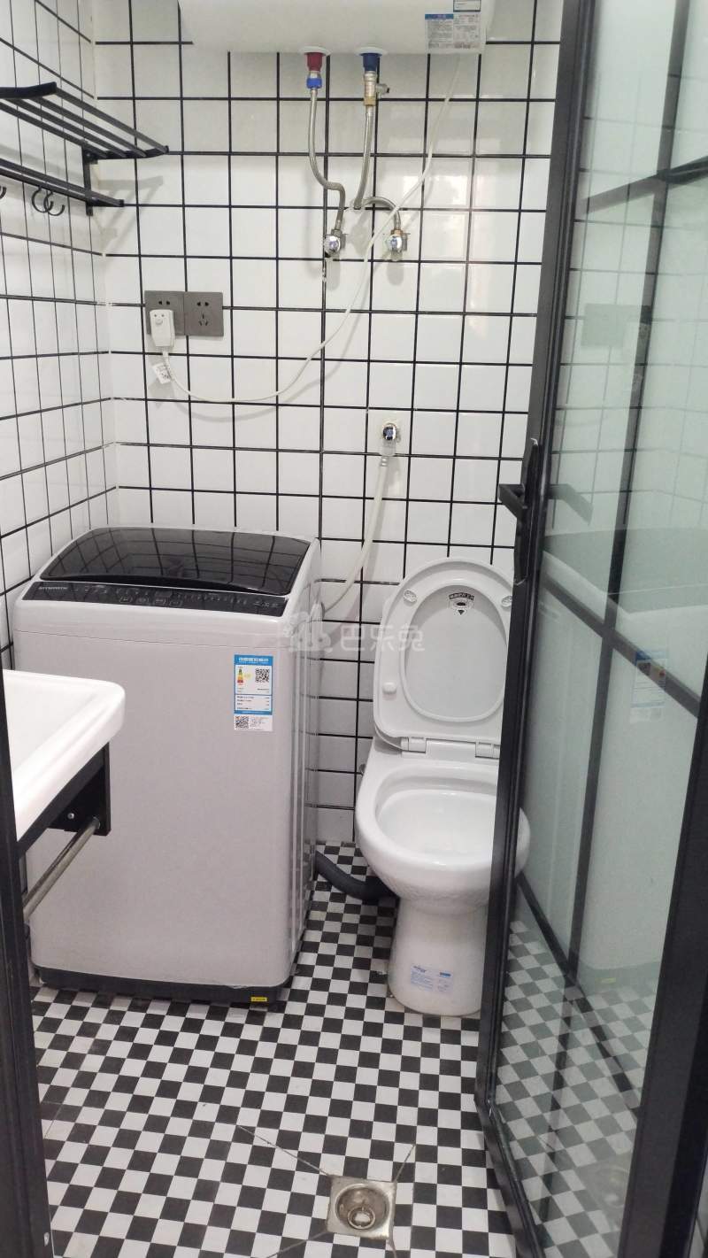 大众村立新新村10124929卫生间图4