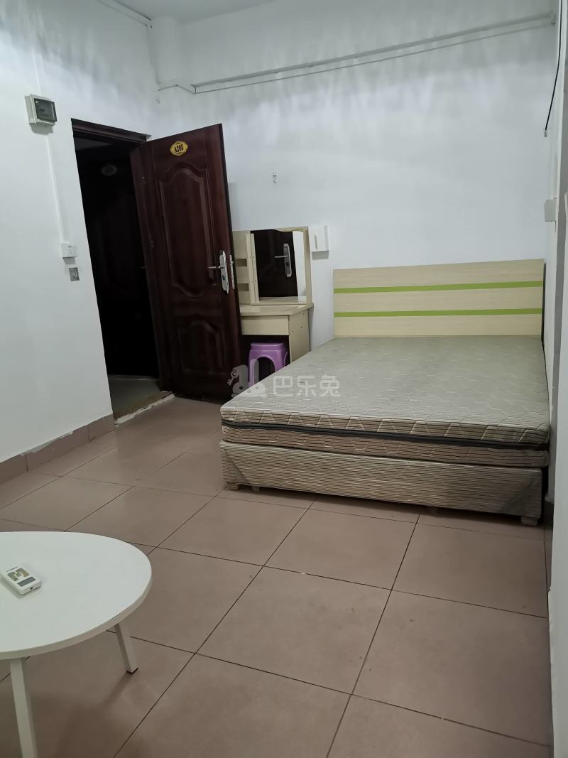 京溪大街99号10126591卧室图0