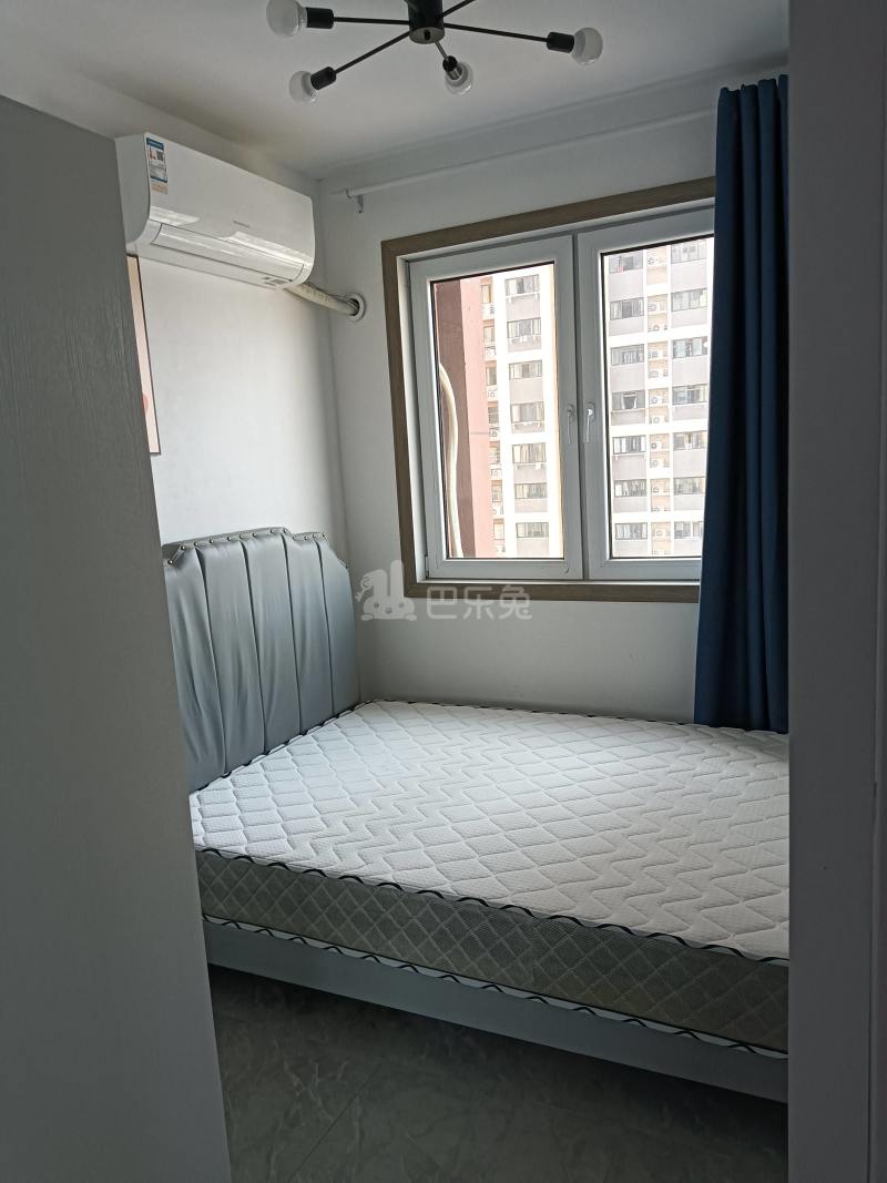 匡巷二村10130621卧室图5