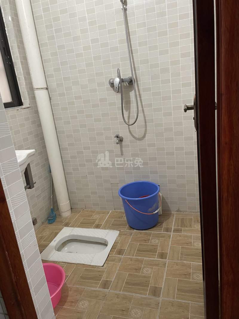 麦地村中街二巷7号10132662周边环境图1