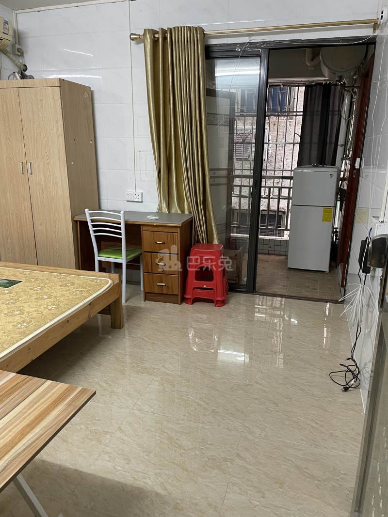 麦地村中街二巷7号10132662周边环境图0