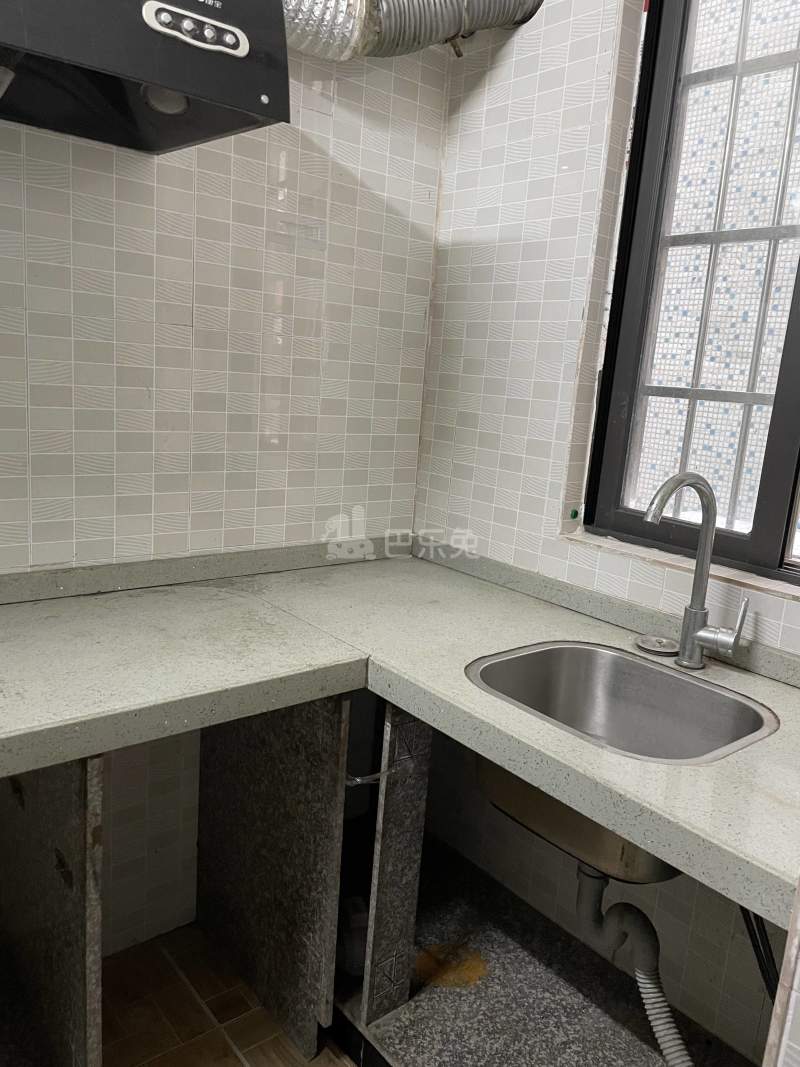 麦地村中街二巷7号10132662周边环境图3