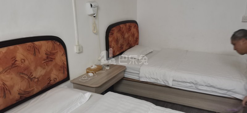 麦地村中街二巷7号10133286卧室图0