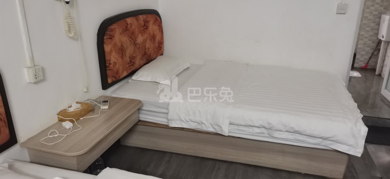 麦地村中街二巷7号10133286卧室图1