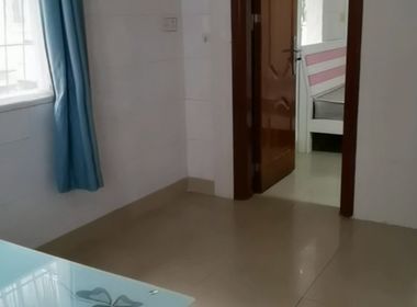 石牌村(天河区石牌绿荷西大街1号) 1室1厅1卫