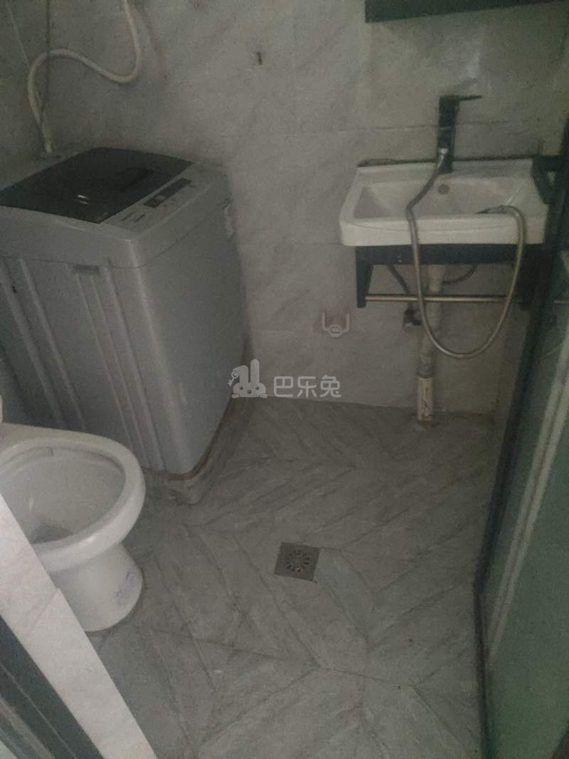 远东村10136250卫生间图4