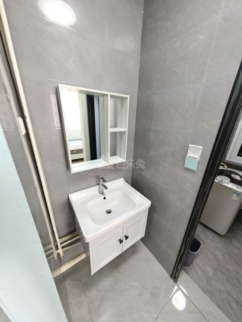 绿地象屿德馨嘉苑（苏河公园）10137821卫生间图7