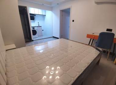 新泾八村（天山西路445弄） 