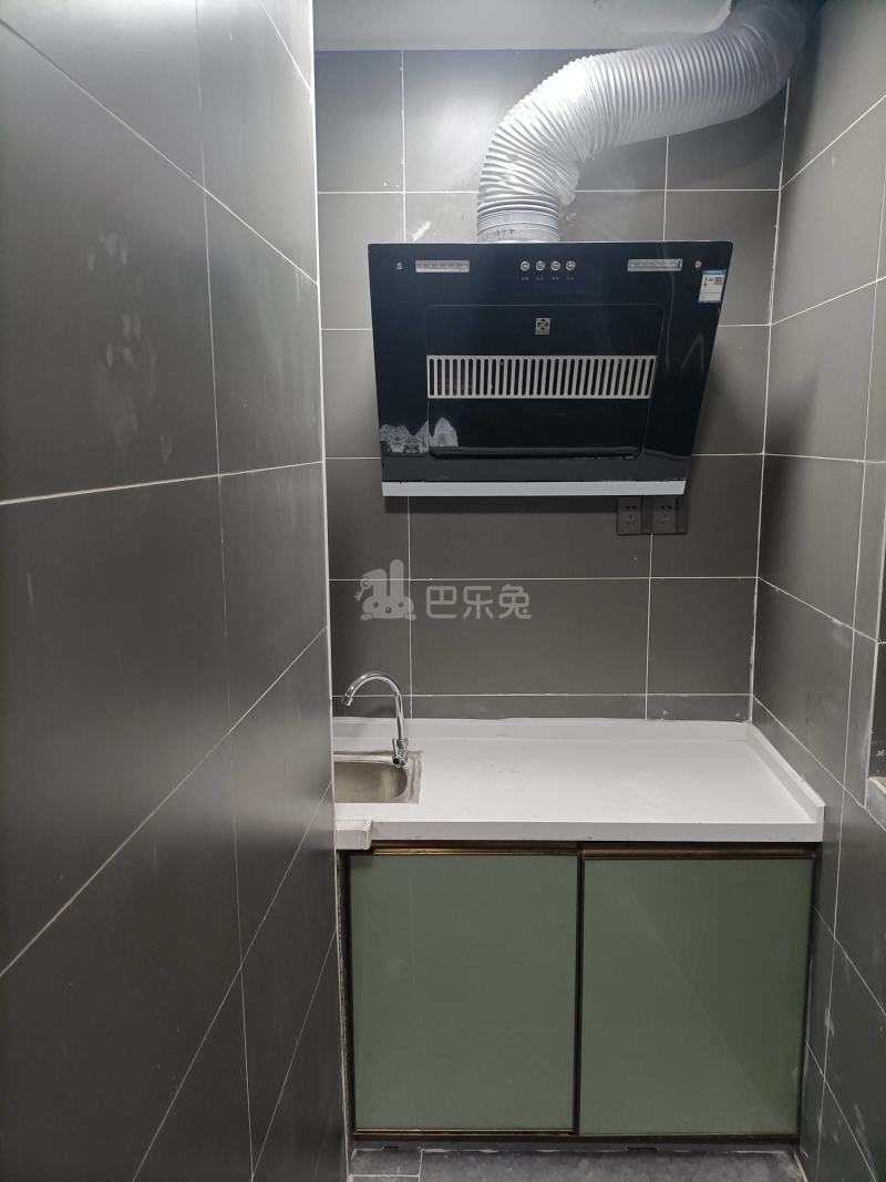 大山村大巷陈坊后街一巷10号10140197厨房图5