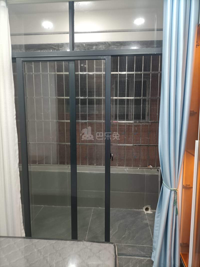 大山村大巷陈坊后街一巷10号10140199卧室窗户图7