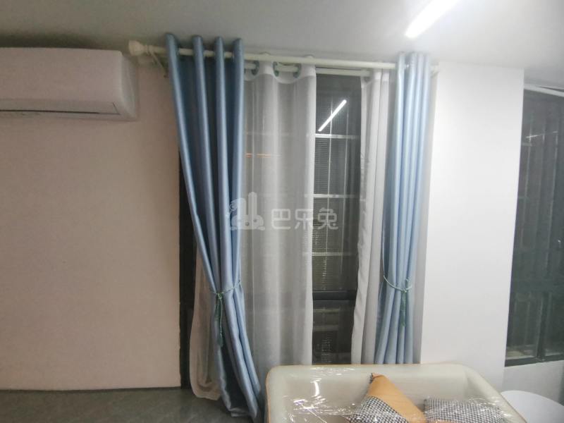 大山村大巷陈坊后街一巷10号10140200卧室窗户图7