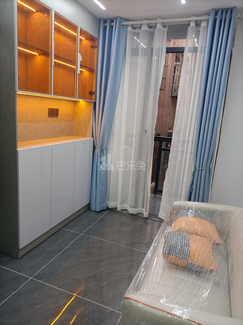 大山村大巷陈坊后街一巷10号10140211客厅图4