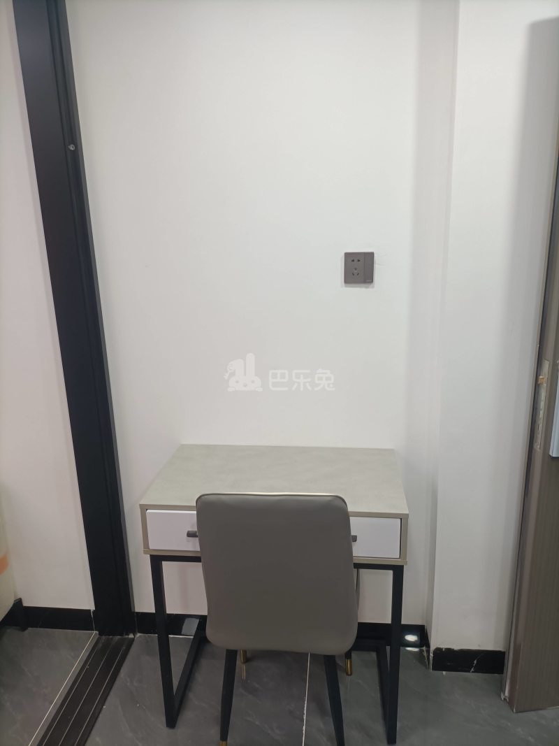 大山村大巷陈坊后街一巷10号10140211卧室图2