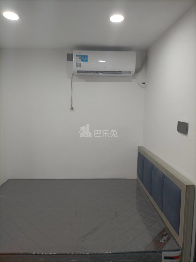 大山村大巷陈坊后街一巷10号10140211卧室图1