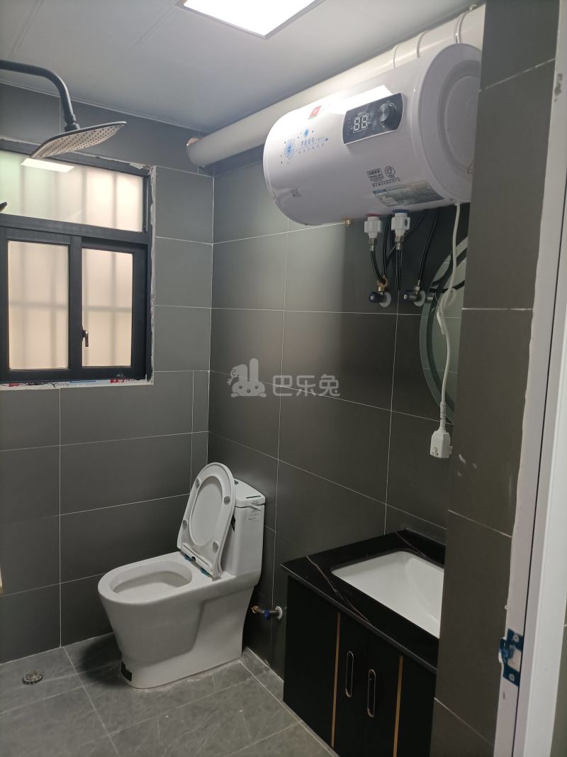 大山村大巷陈坊后街一巷10号10140216卫生间图6