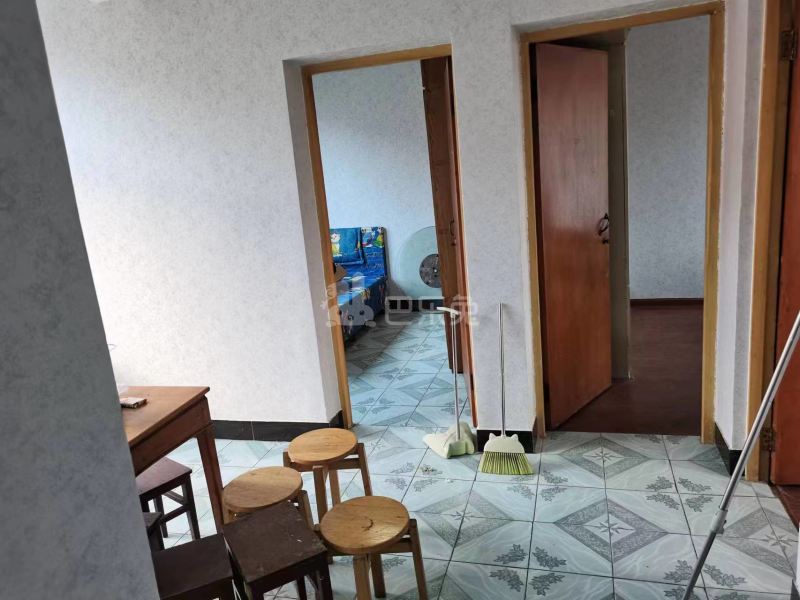 锦胜小区10140899卧室图8