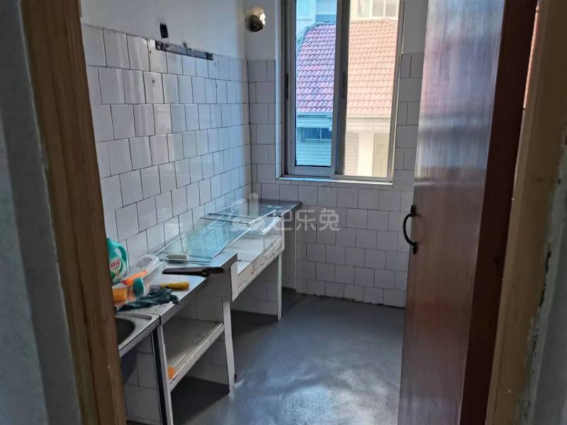 锦胜小区10140899卧室图0