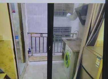 鹤边村 1室0厅1卫