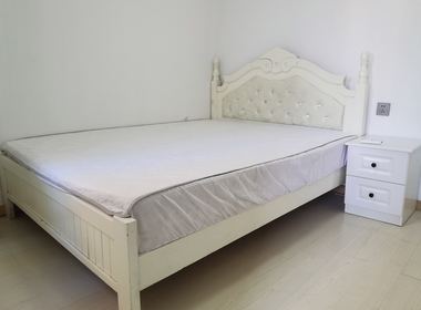 绿地布鲁斯小镇一期（惠园路2000弄） 