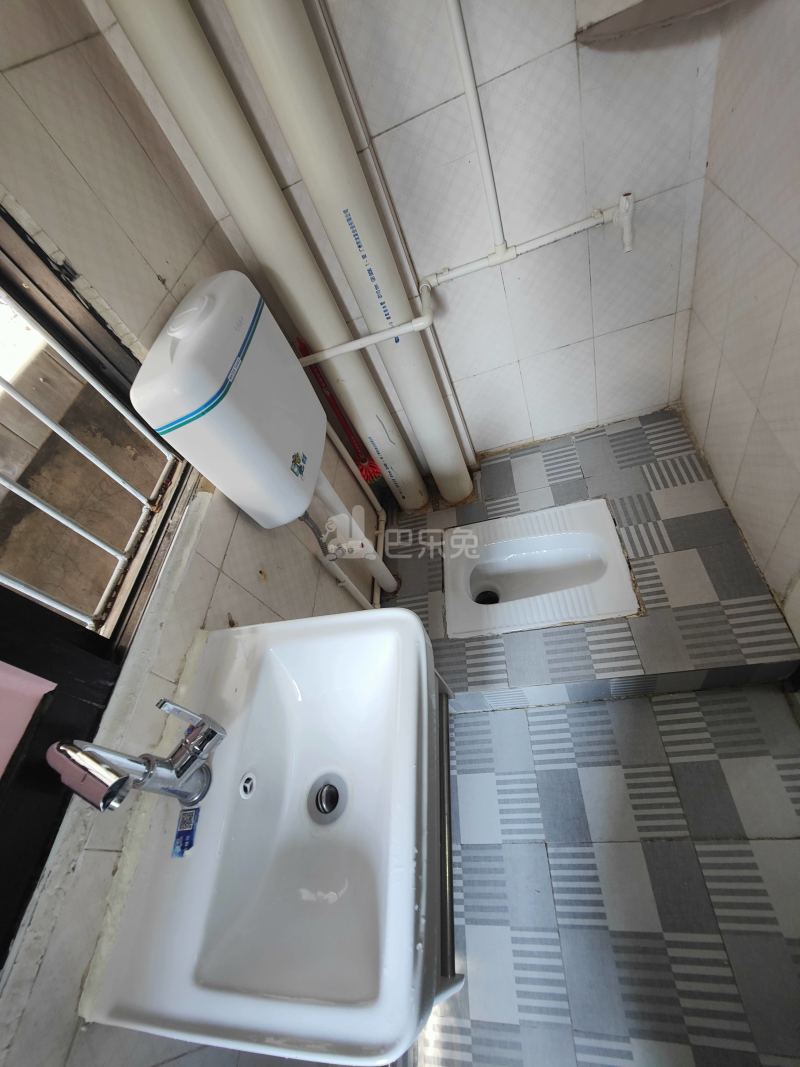 石牌村(天河区石牌绿荷西大街1号)10146499卫生间图0