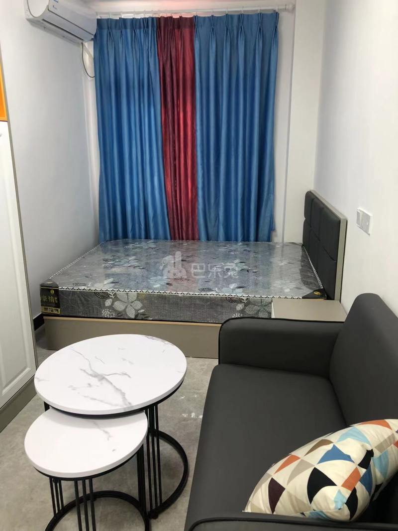 公益村10147131客厅图0