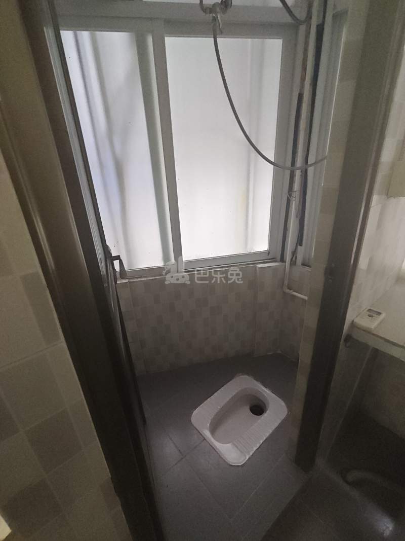 南油生活B区10147321卫生间图4