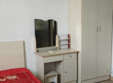 公益村 1室0厅1卫