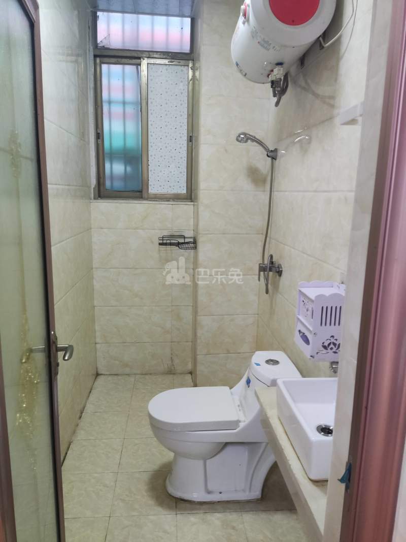 田美村10150325卫生间图3