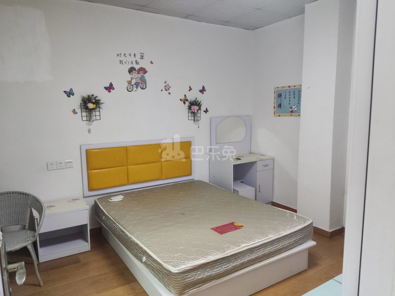 田美村10150325卧室图0