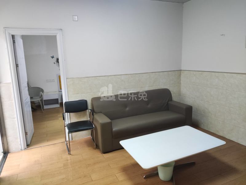 田美村10150325客厅图2