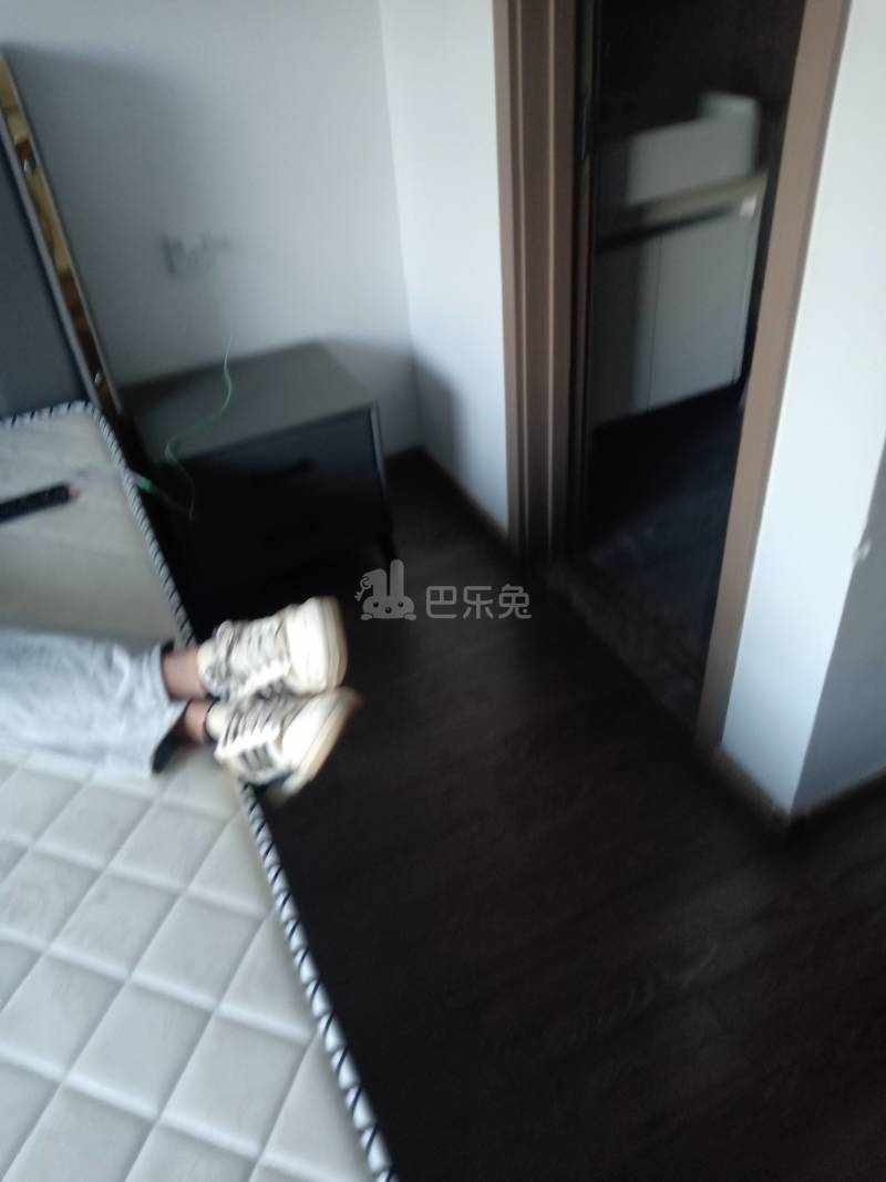 保利融信和光尘樾10150454卧室图3