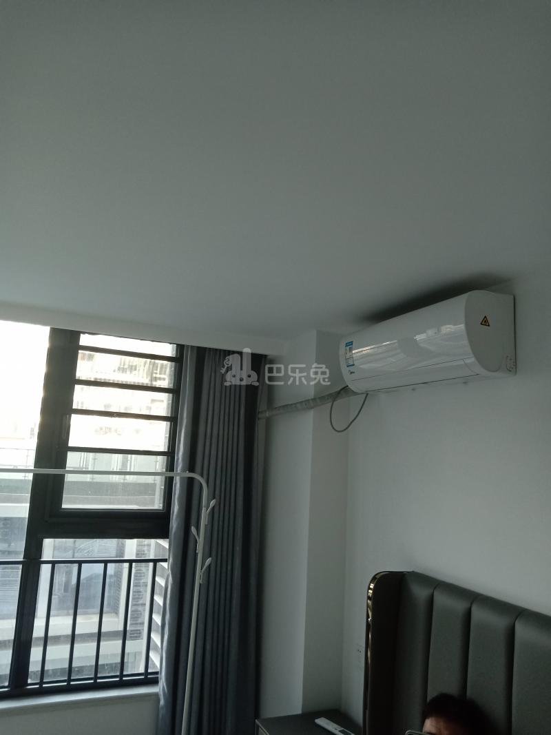 保利融信和光尘樾10150454卧室图2