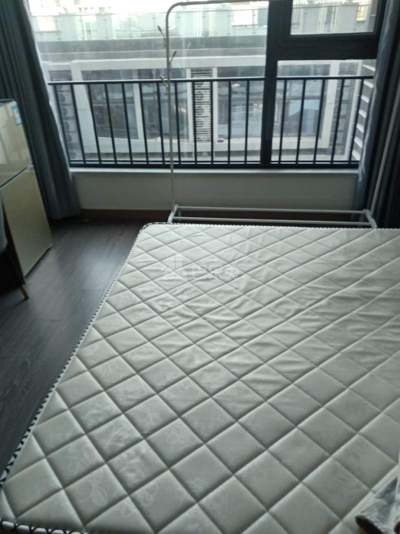 保利融信和光尘樾10150454卧室图1