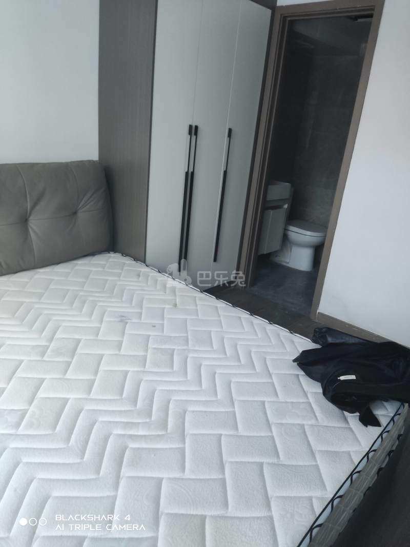 保利融信和光尘樾10151413卧室图2