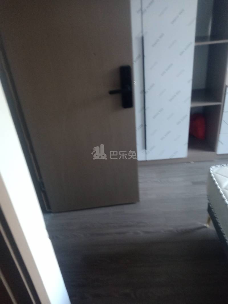 保利融信和光尘樾10151452卧室图3