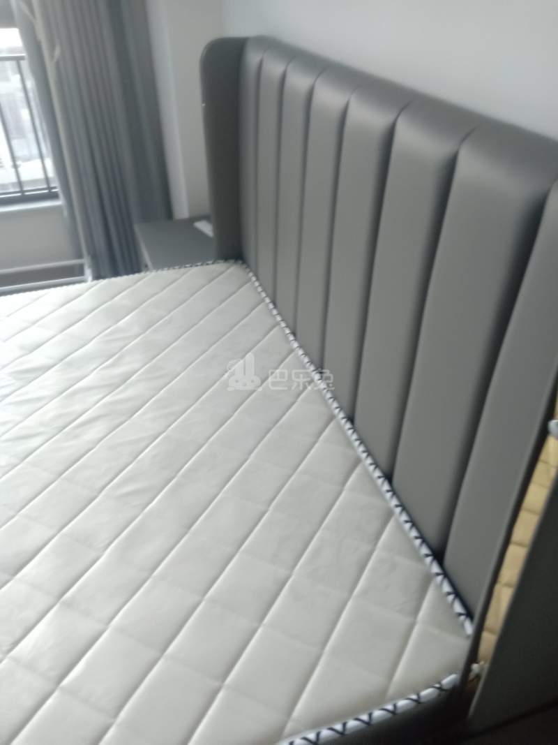 保利融信和光尘樾10151452卧室图2