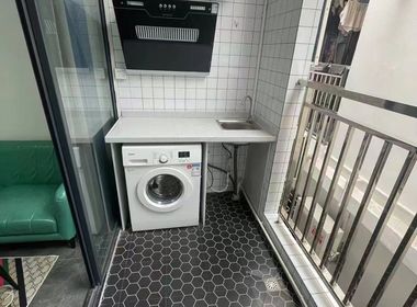 黄边村（白云区） 1室1厅1卫