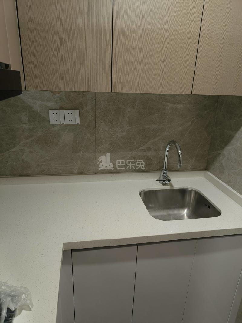 保利融信和光尘樾10151486厨房图4