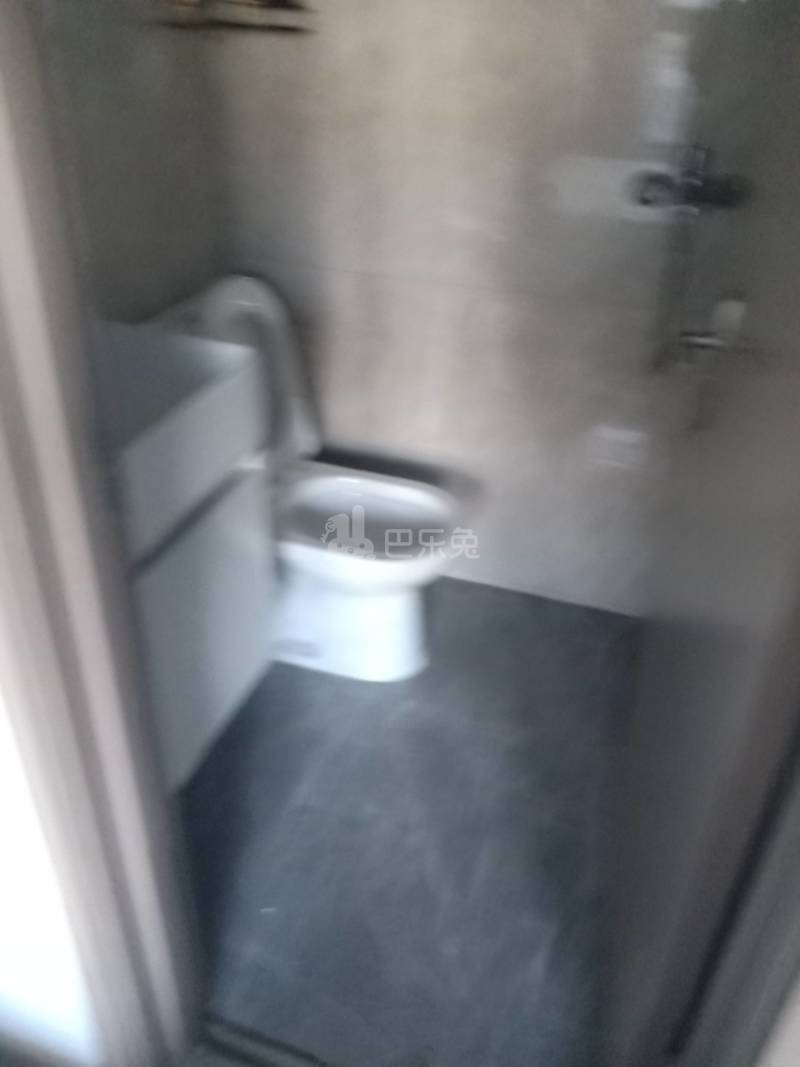 保利融信和光尘樾10151486卫生间图5