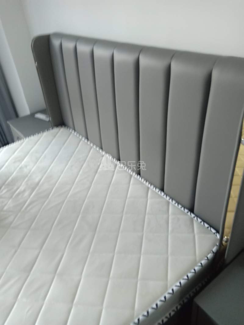 保利融信和光尘樾10151486卧室图1